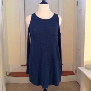 Motherhood Cold Shoulder long sleeve shirt Med